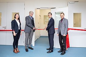 Opening ceremony: Tonia Tonnes (Project Lead), Uwe Stelzer (Bayer AG, Chair of the INVITE Supervisory Board), Armin Schweiger (Managing Director), Werner Hoheisel (Head of Formulation Technology)